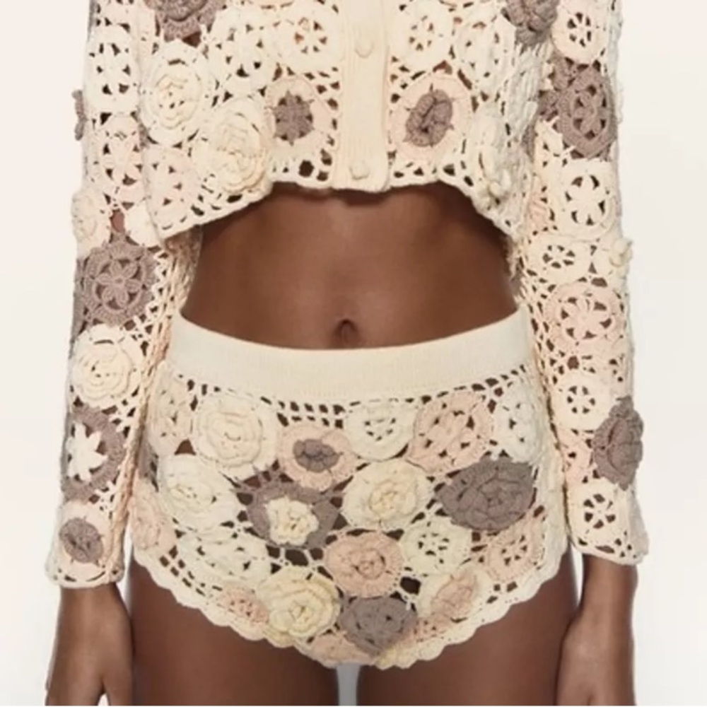 ZARA Limited Edition Floral Crochet Knit Shorts Briefs Bottoms